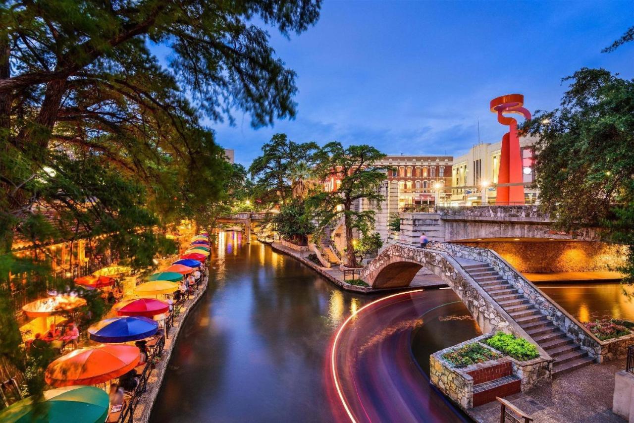 Private Hot Tub3Bd2Ba 2 Miles To Sa River Walk San Antonio Extérieur photo